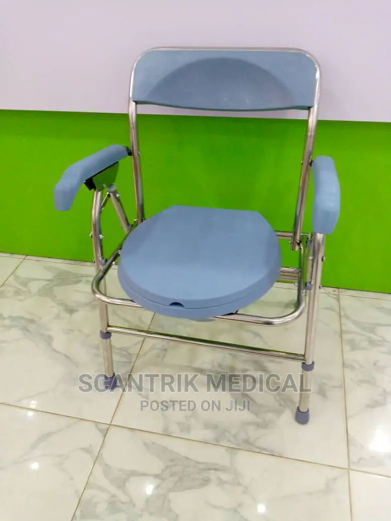 Steel Portable Toilet Commode Chair With Armrest