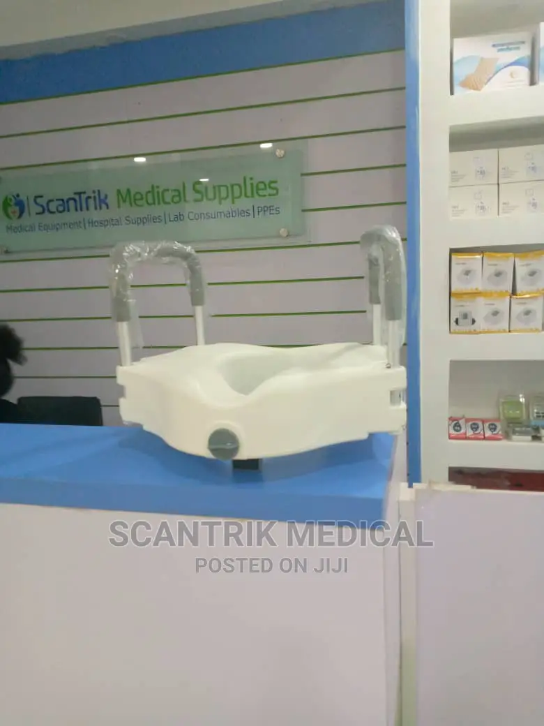 Medical Portable Plastic Disable Raised Toilet Seat