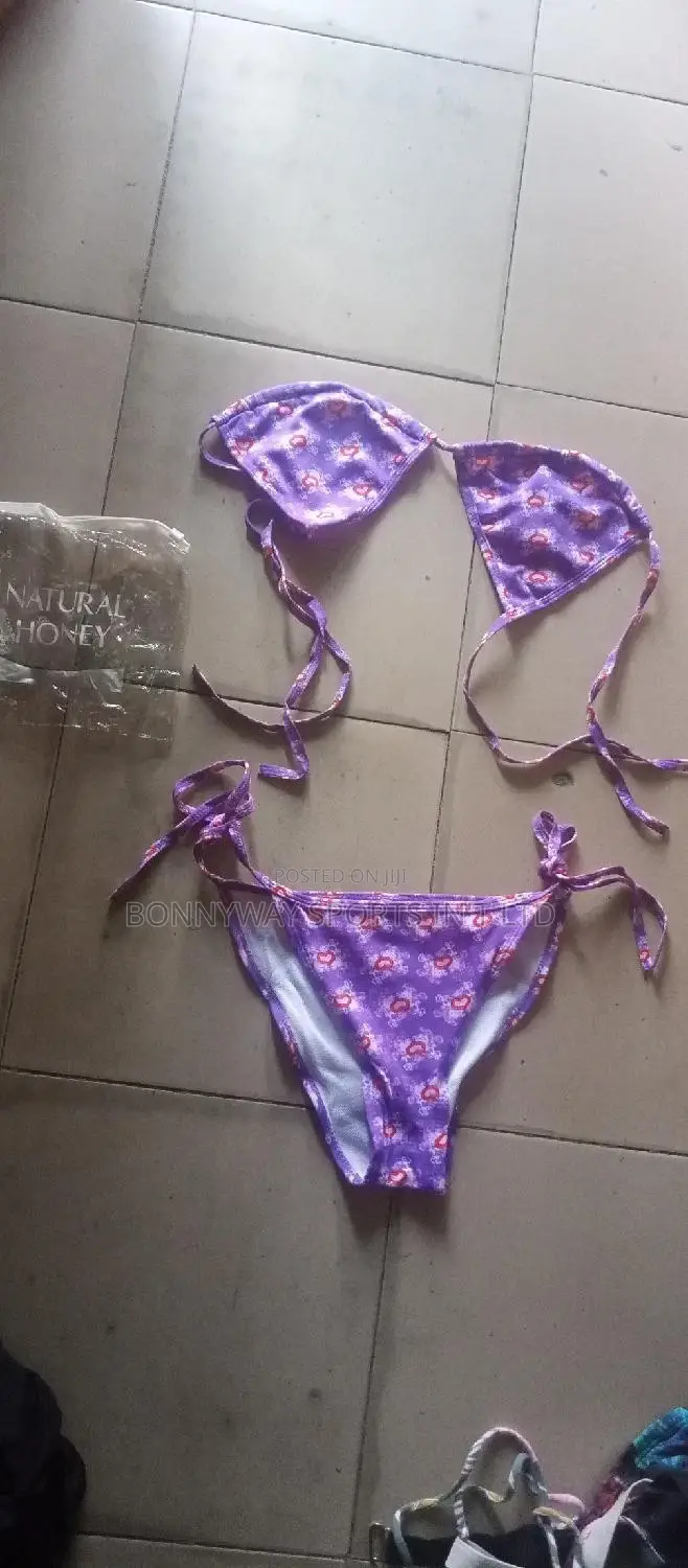 Bikini Pant Nd Bra For Swimming