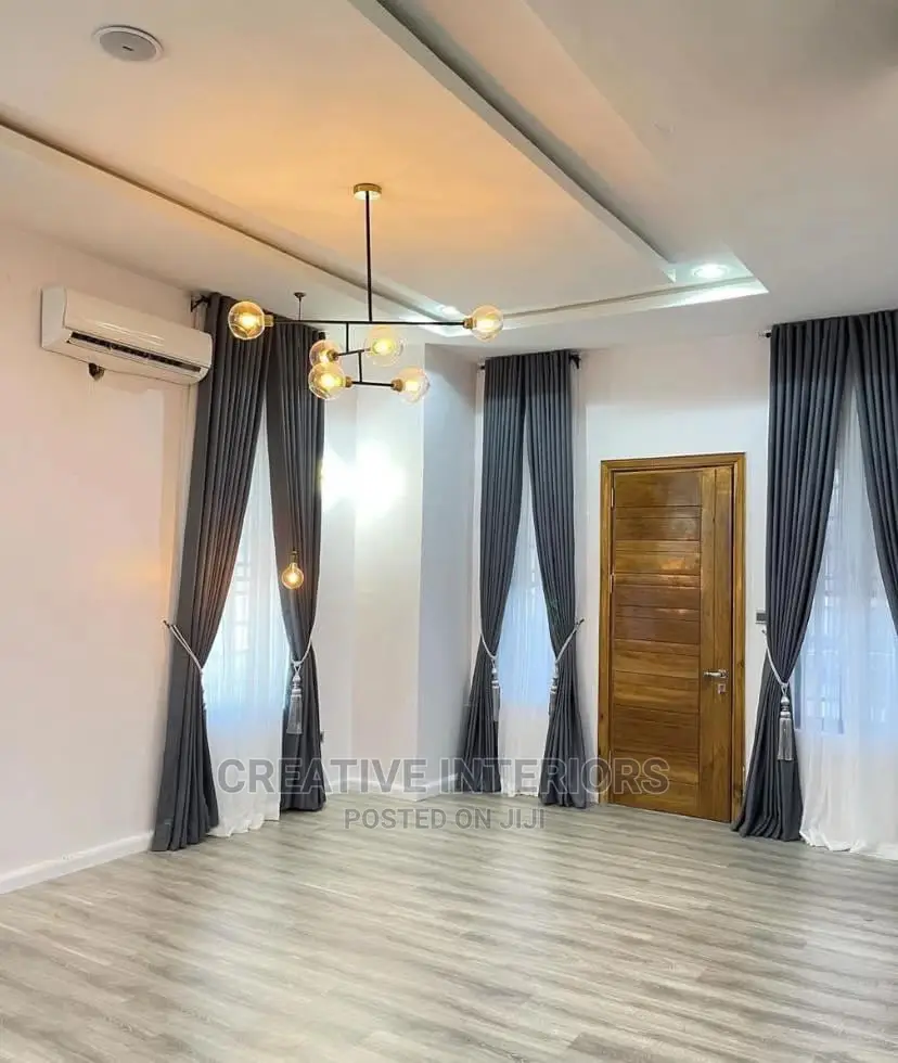 Quality Fabric Made Full Wall Length Curtains
