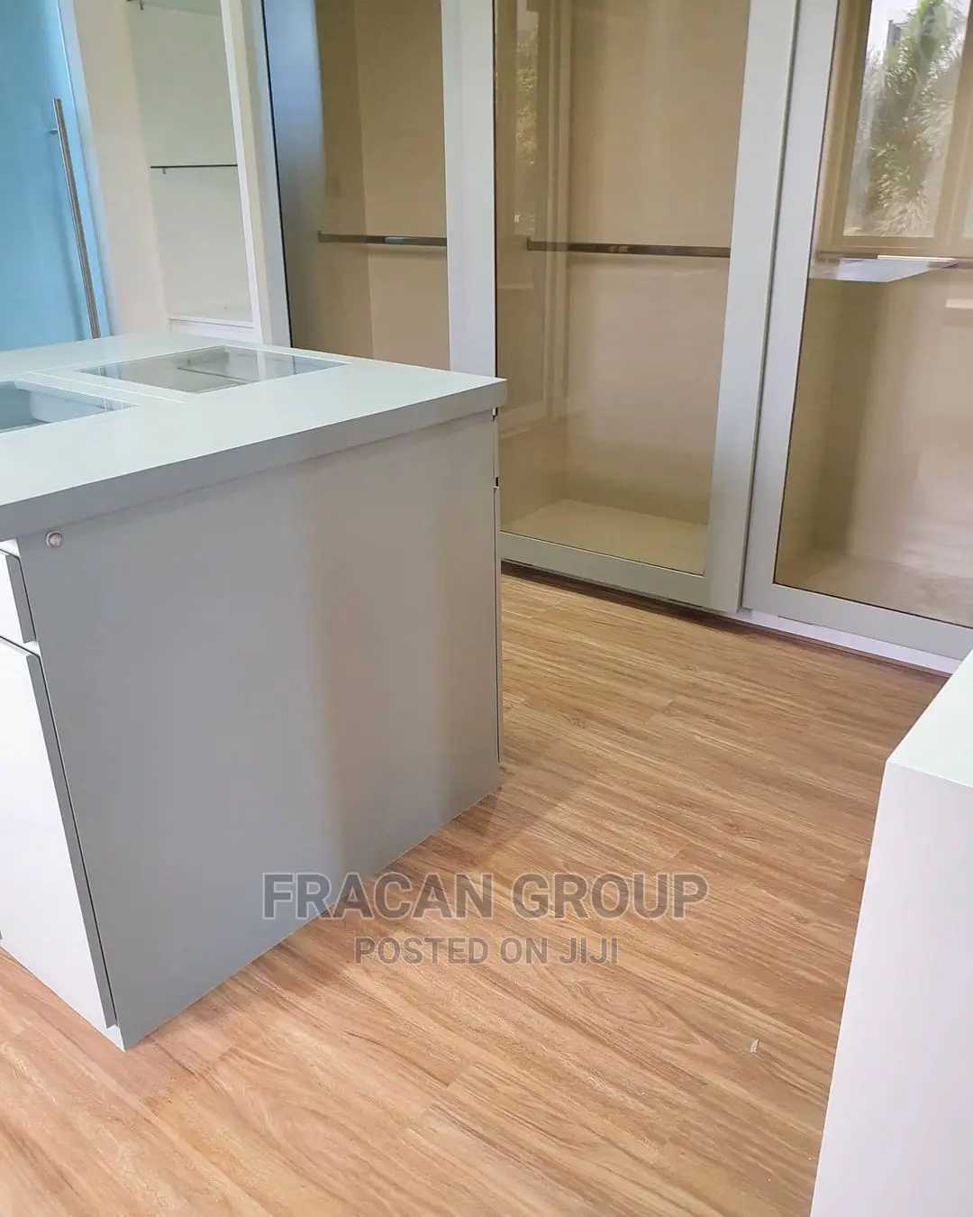 Tired of Your Old Ceramic Tile? Use Vinyl Wood-Like Floor