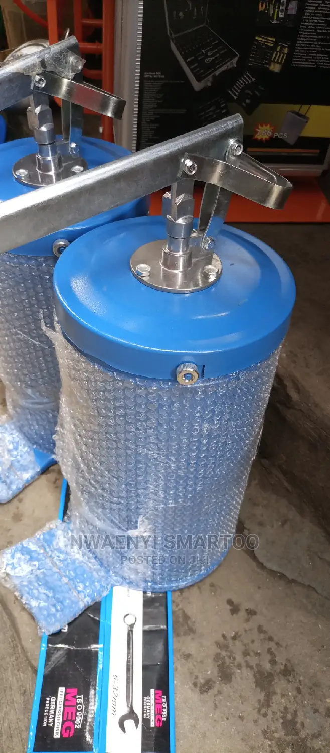 Original 16litrs Round Grease Bucket