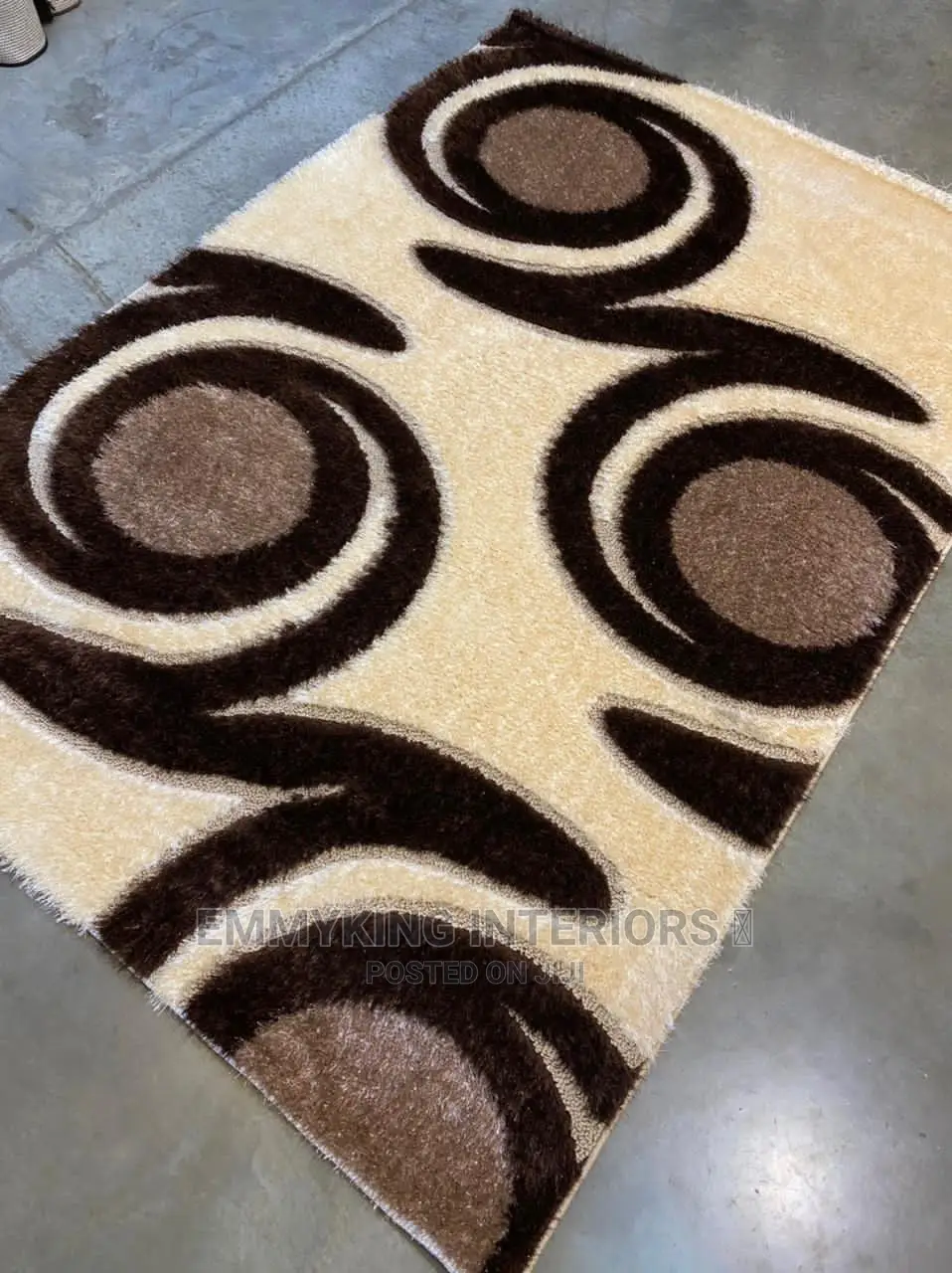 Shaggy Center Rug