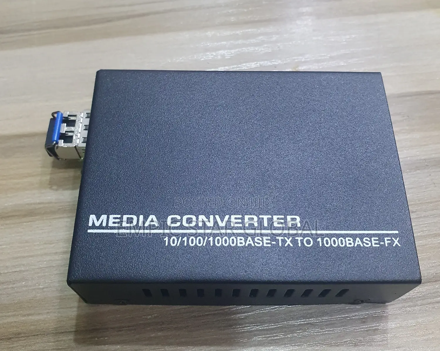 Fiber Optic Media Converter With SPF Slot