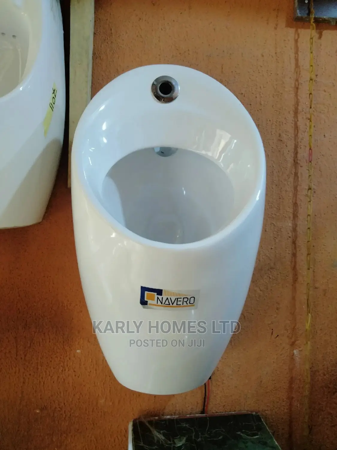 England Automated Urinal NC1