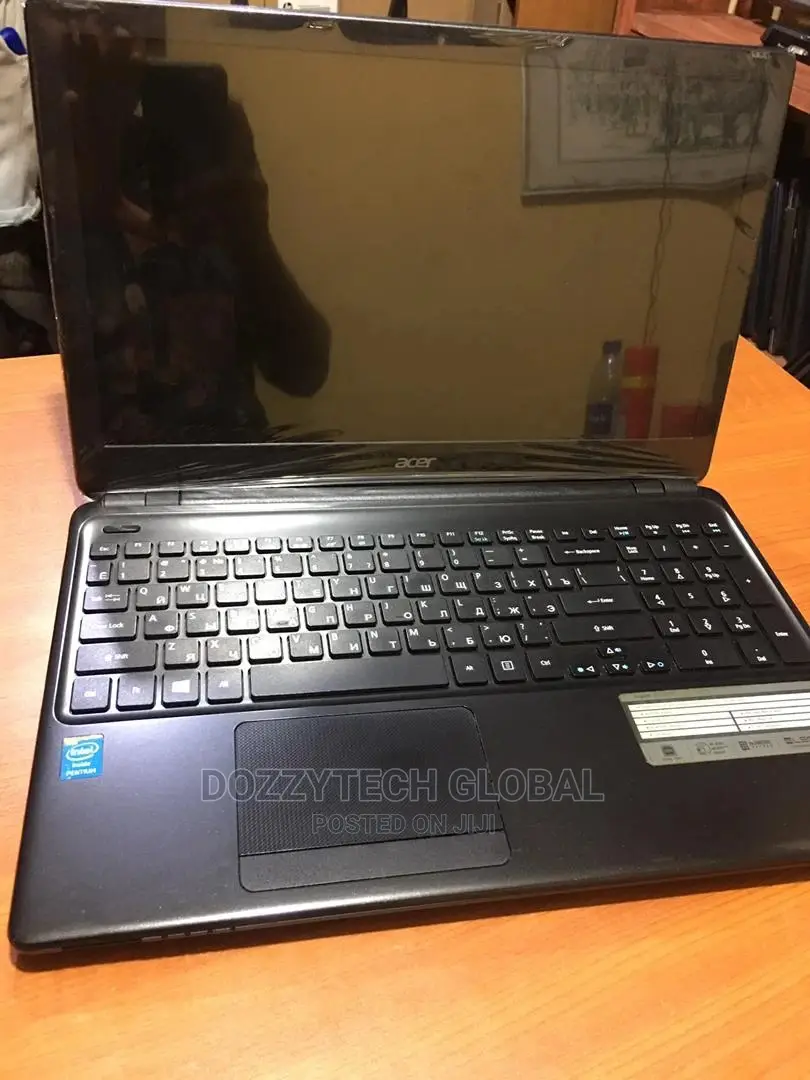 Laptop Acer Aspire E1-410 4GB Intel Pentium HDD 320GB