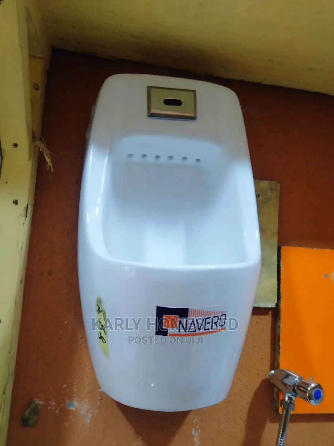 England Censored (Automated) Urinal System