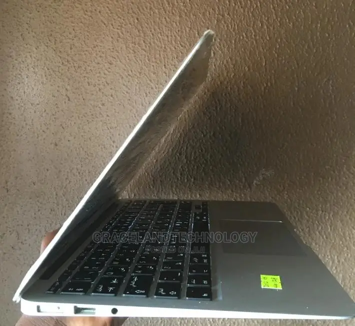 Laptop Apple MacBook Air 2015 4GB Intel Core I5 SSD 128GB