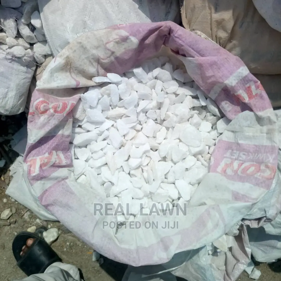 White Gravel Stone(25kg) Aka Whitestones