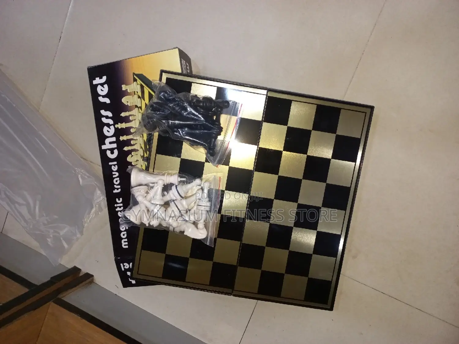 Magnetic Travel Chess Black And Gold