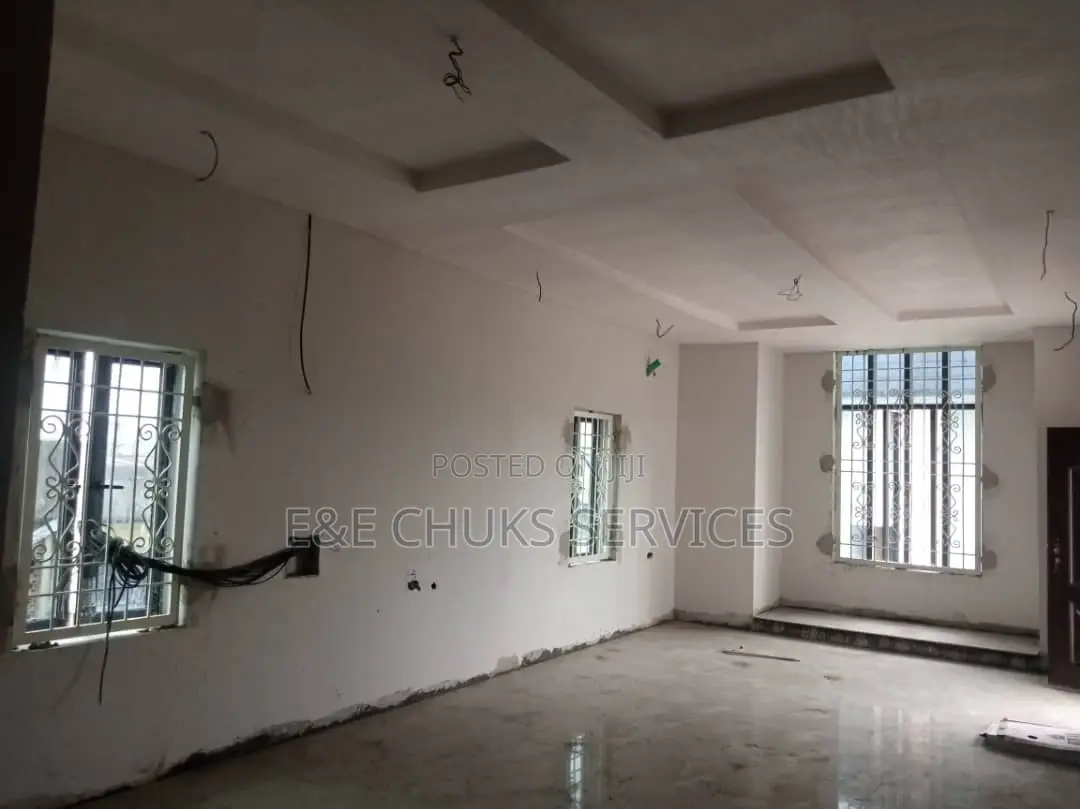 Newly Built Office Complex on Three Floors in Portharcourt