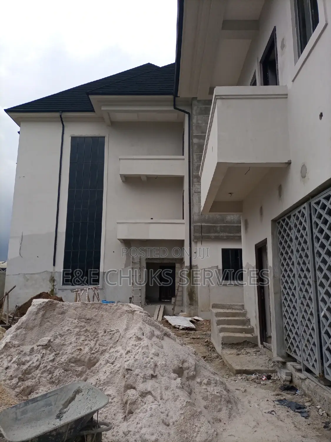 Newly Built Office Complex on Three Floors in Portharcourt
