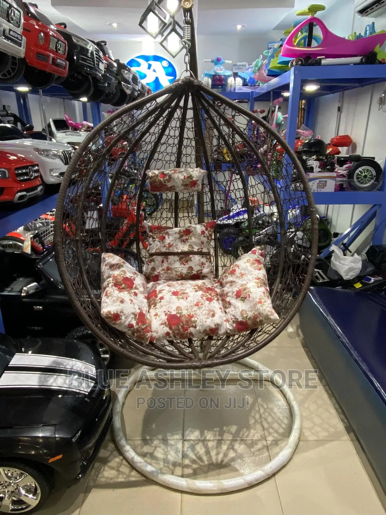 Outdoor Rattan Swing Chair Brown