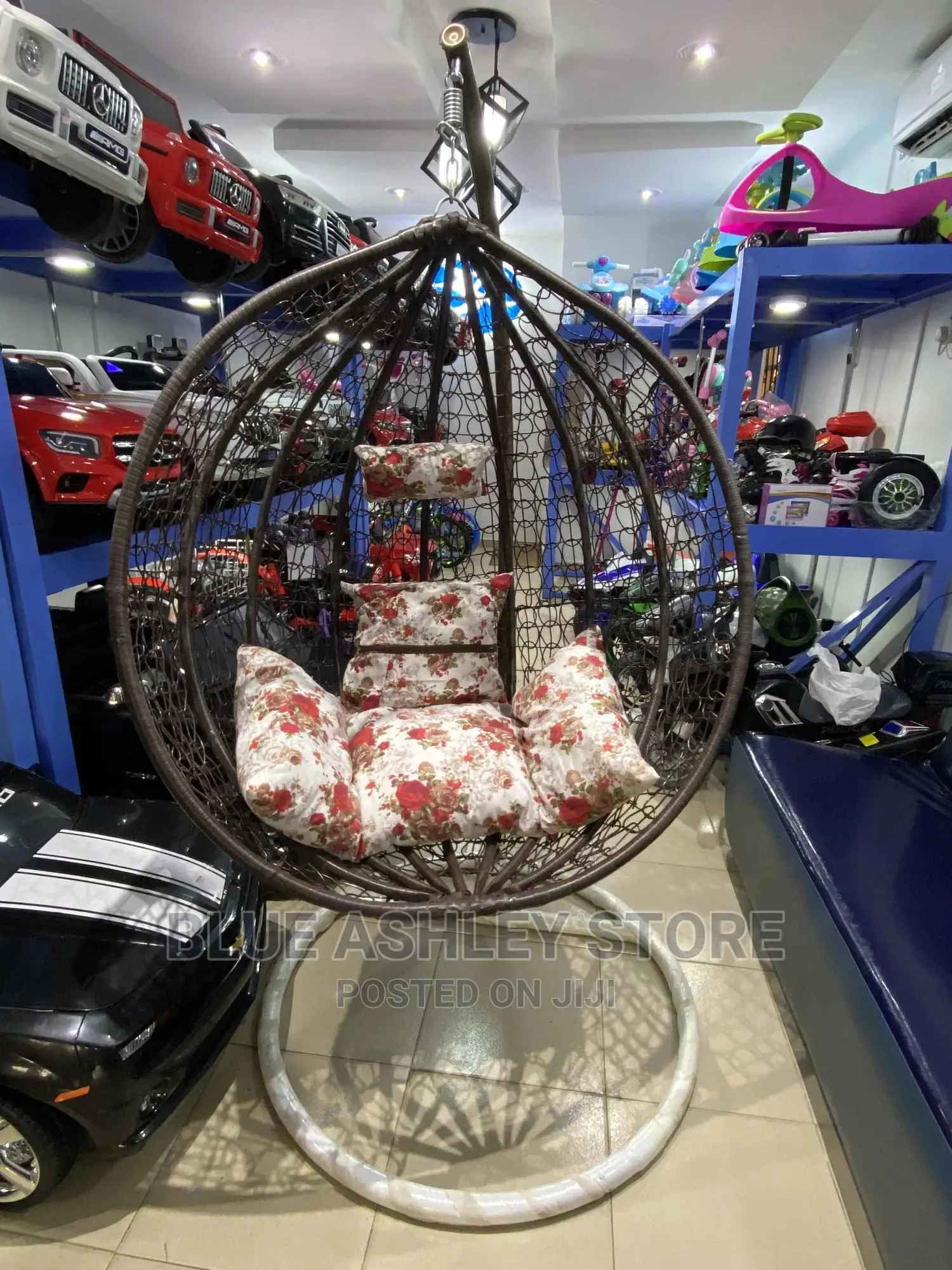 Outdoor Rattan Swing Chair Brown