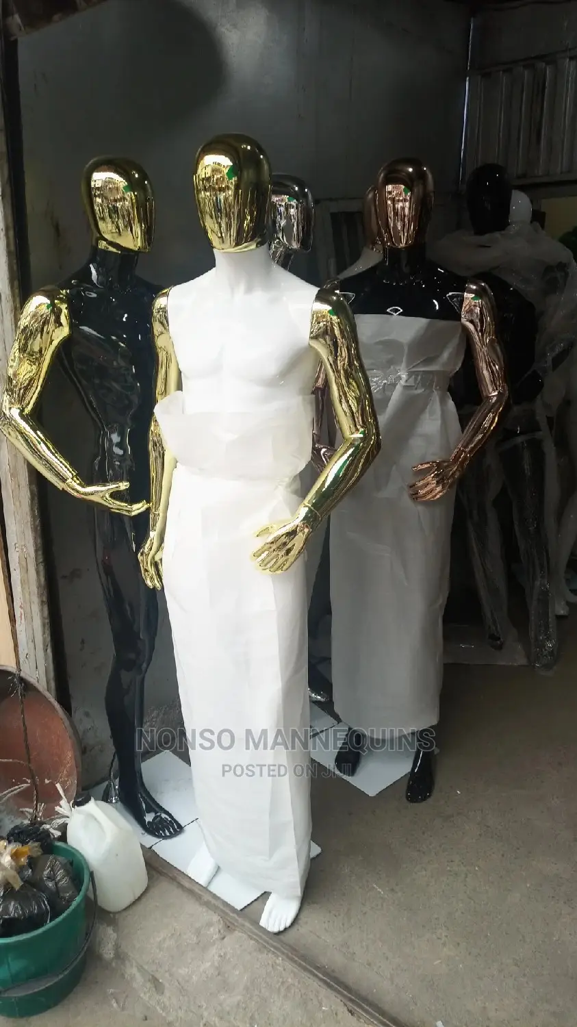 Male Colourful Full Body Chrome Display Mannequins