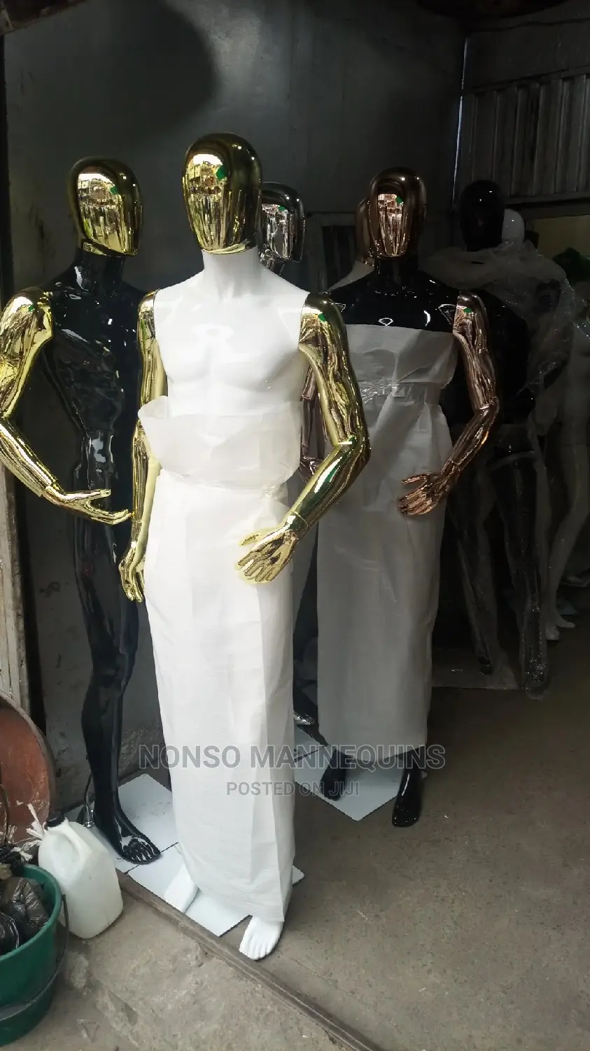 Male Colourful Full Body Chrome Display Mannequins