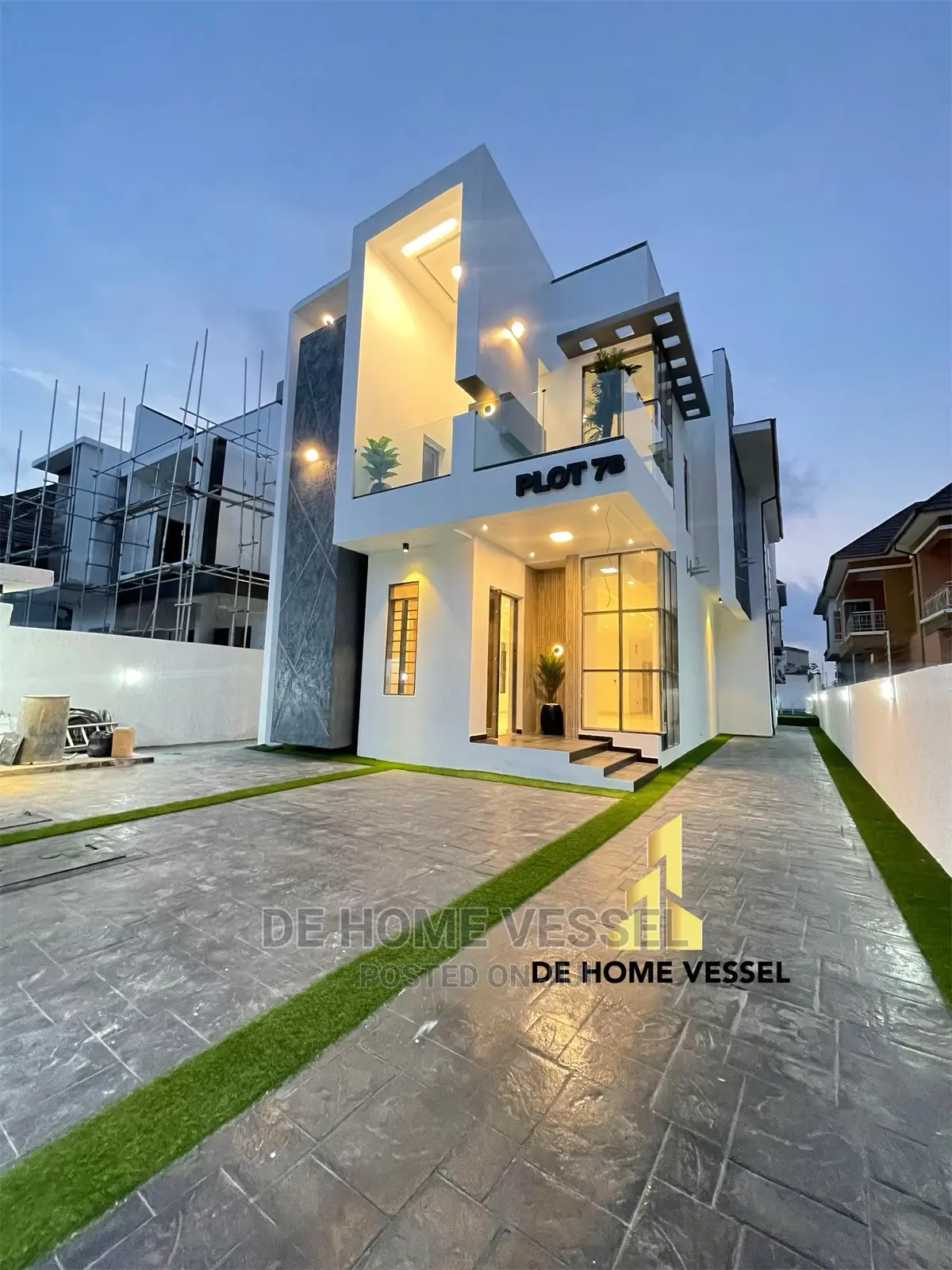 5bdrm Duplex in Lekki for Sale