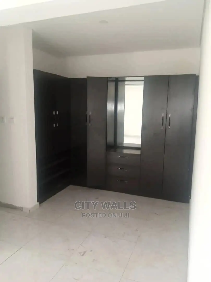 4bdrm Duplex in Ikate for Sale
