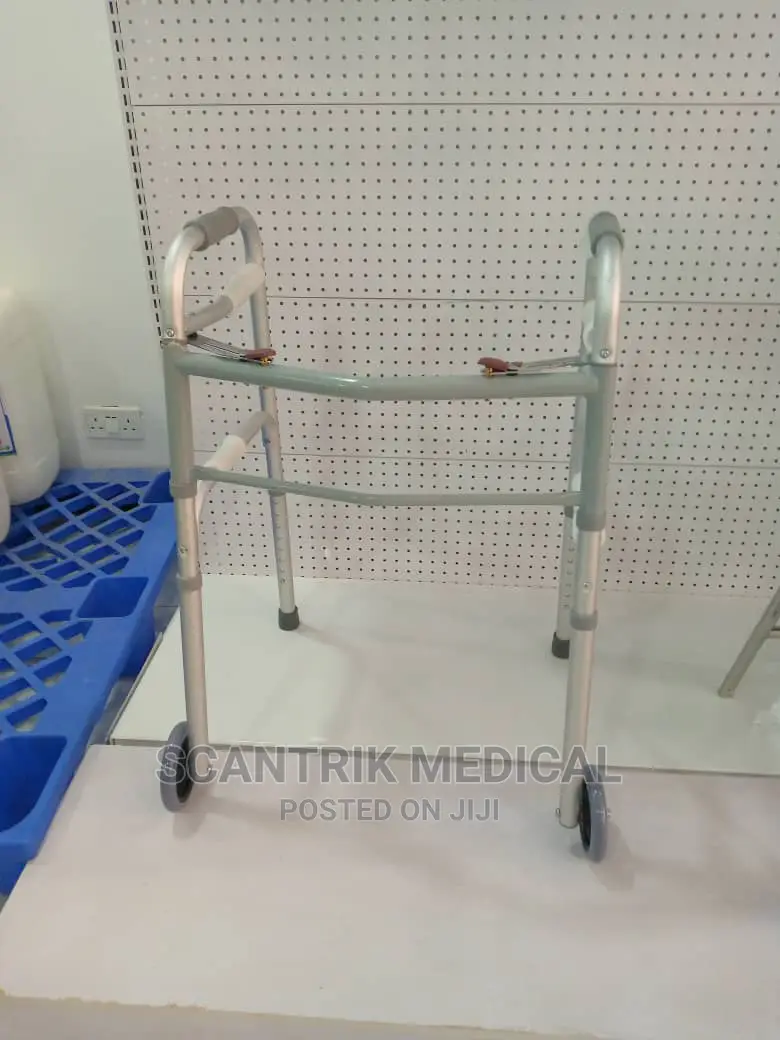 Comfortable New Portable Older Adult Walker Aid