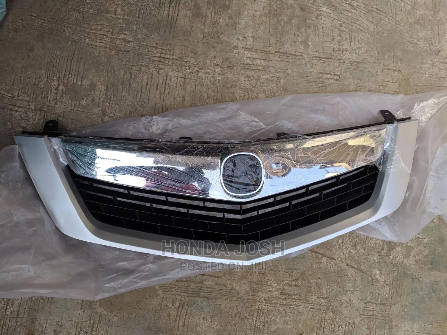 Front Bumper Grille 2009 to 2012 Model Acura TSX