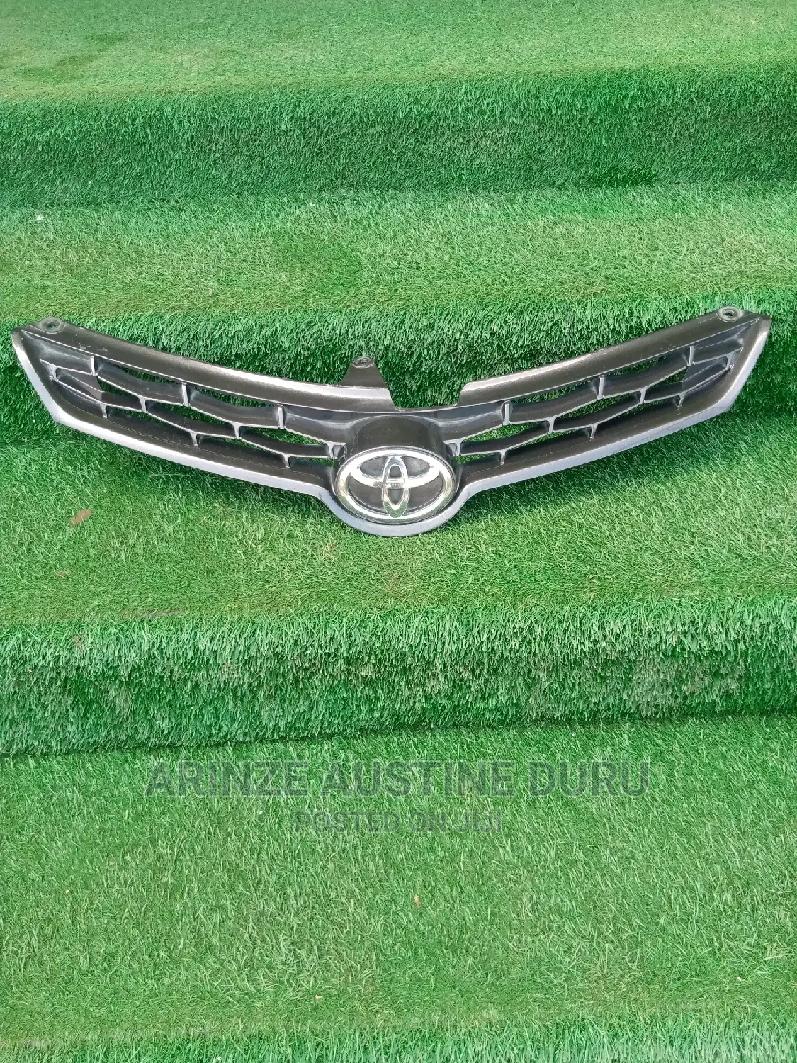 Front Grill Toyota Corolla 2015 Used.