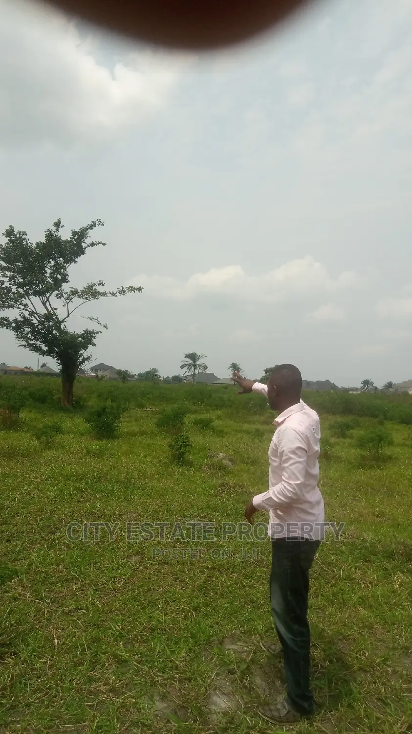 Beautiful and Strategic Land for Sale Inside Pabod Estate