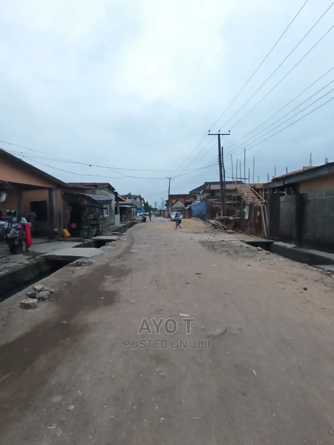1bdrm Shared Apartment in Bariga for rent