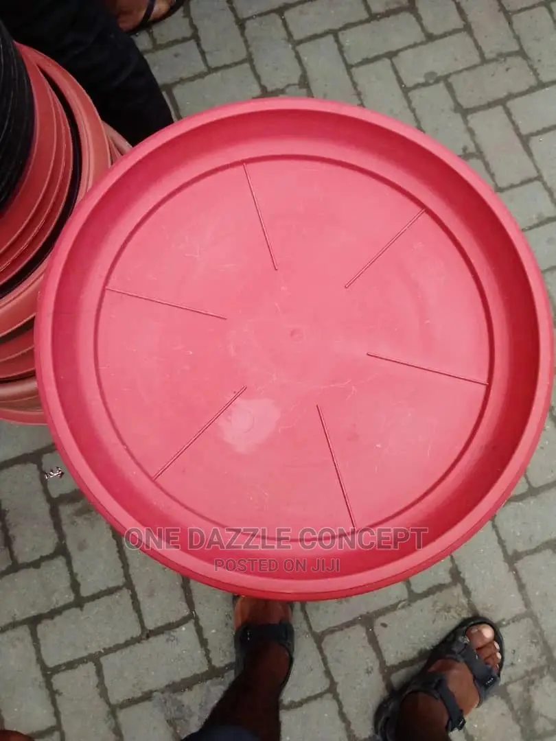 Imported Plant Tray Saucer
