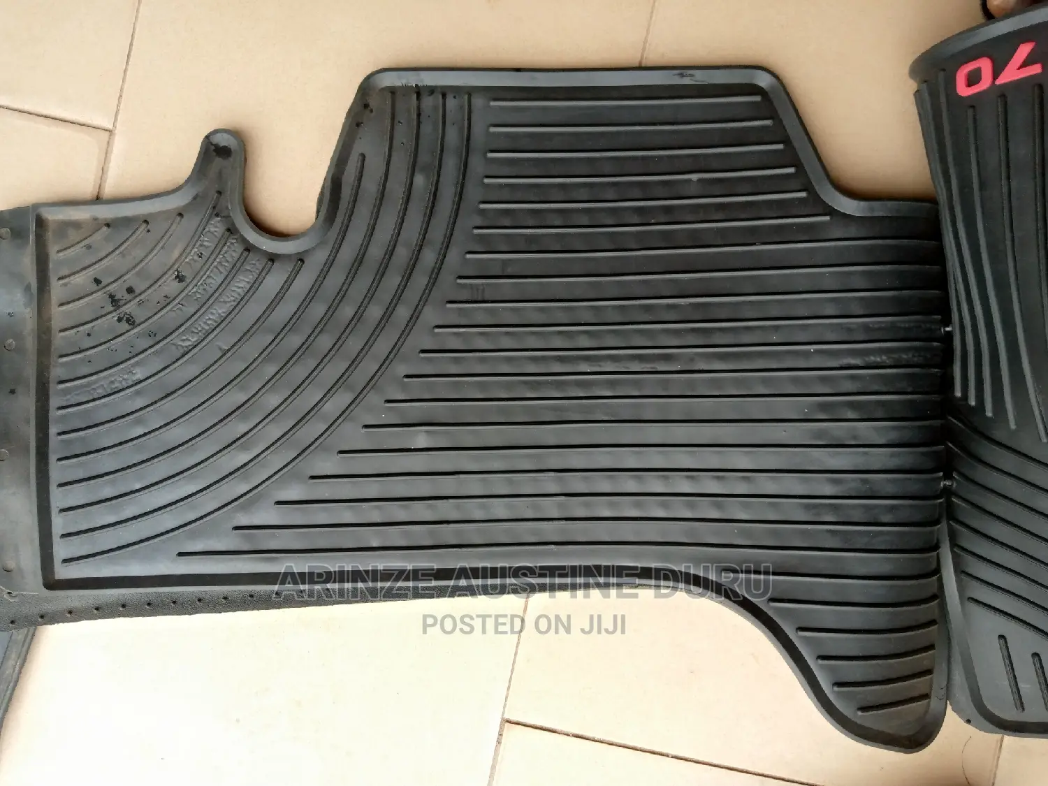 LX 570 Floor Mat