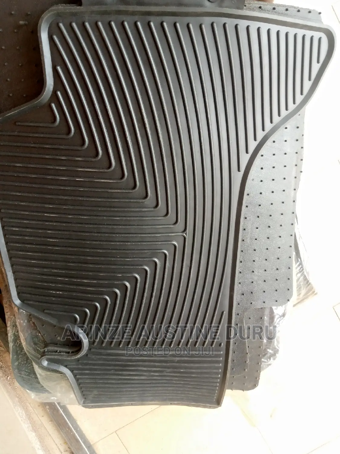 LX 570 Floor Mat