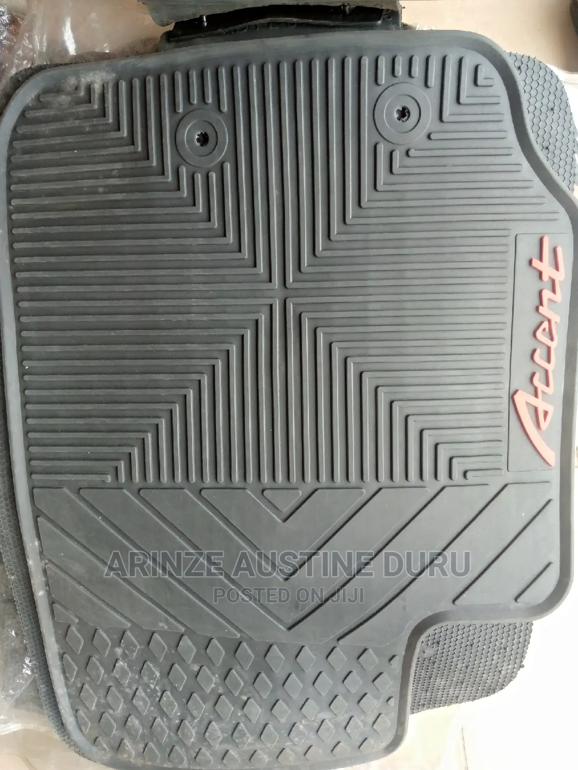Hyundai Accent Carpeted Floor Mats