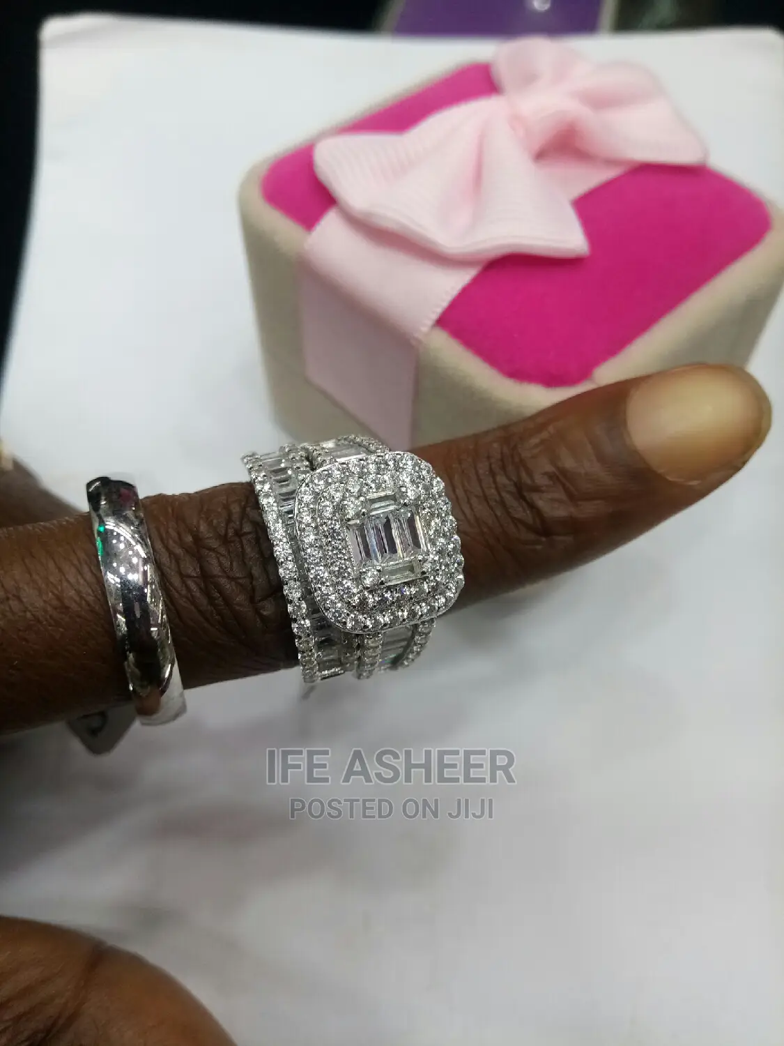 Dubai 925 Sterling Silver Couple's Set of Wedding Ring 029