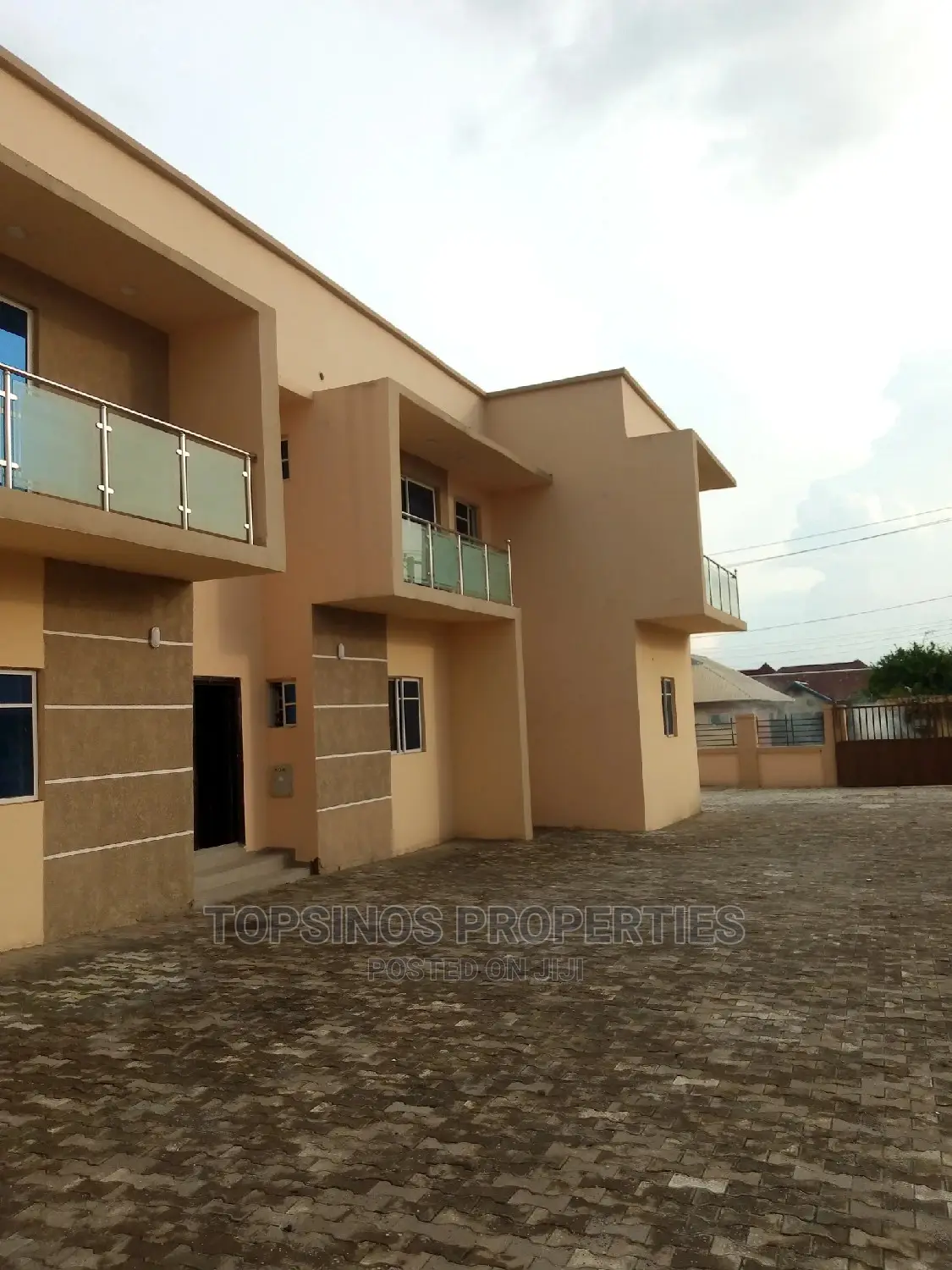 2bdrm Block of Flats in Dawaki for rent