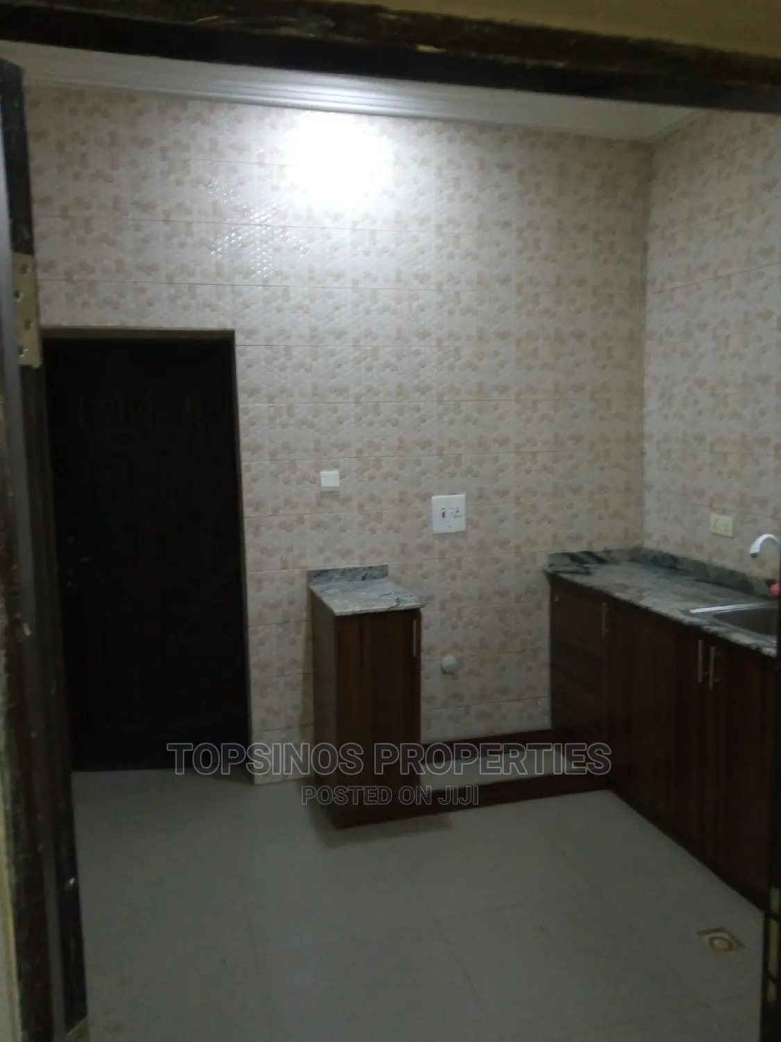 2bdrm Block of Flats in Dawaki for rent