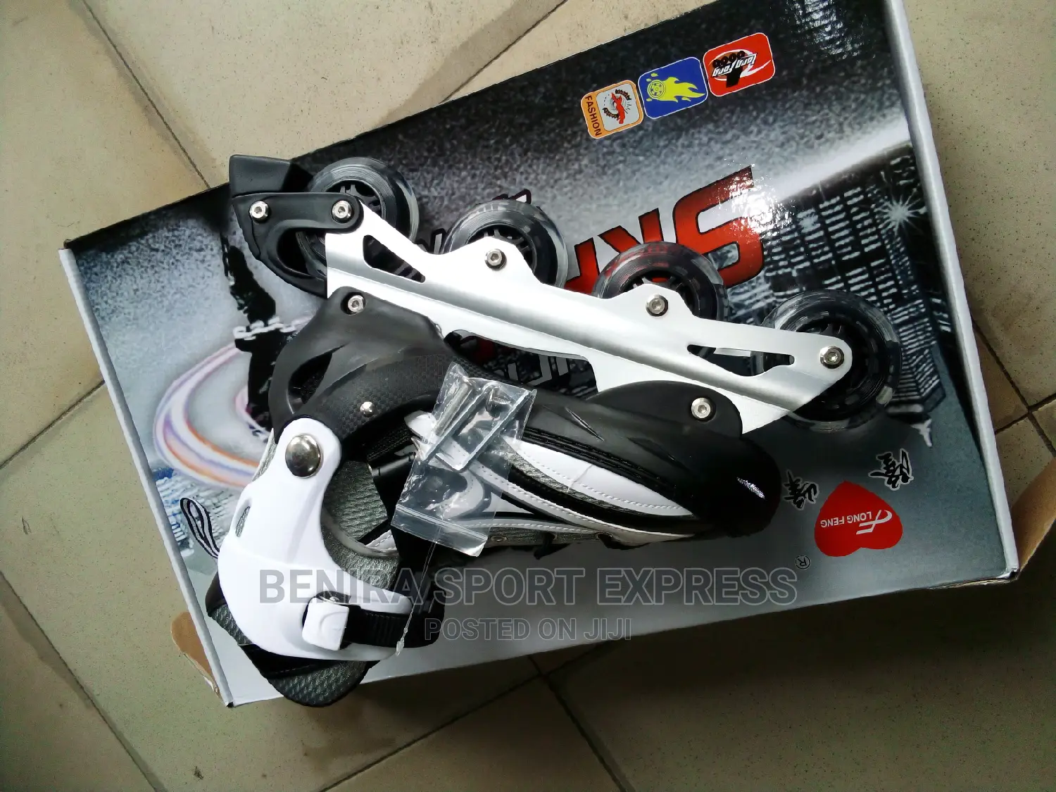 Roller Blades/Skate Shoe (White)