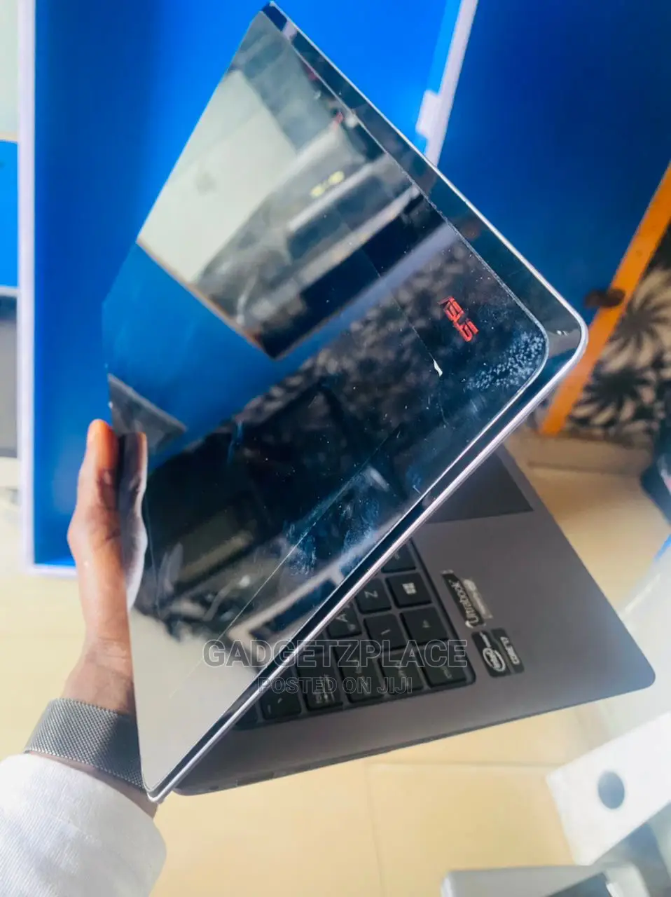 Laptop Asus TAICHI 21 4GB Intel Core I7 SSD 256GB