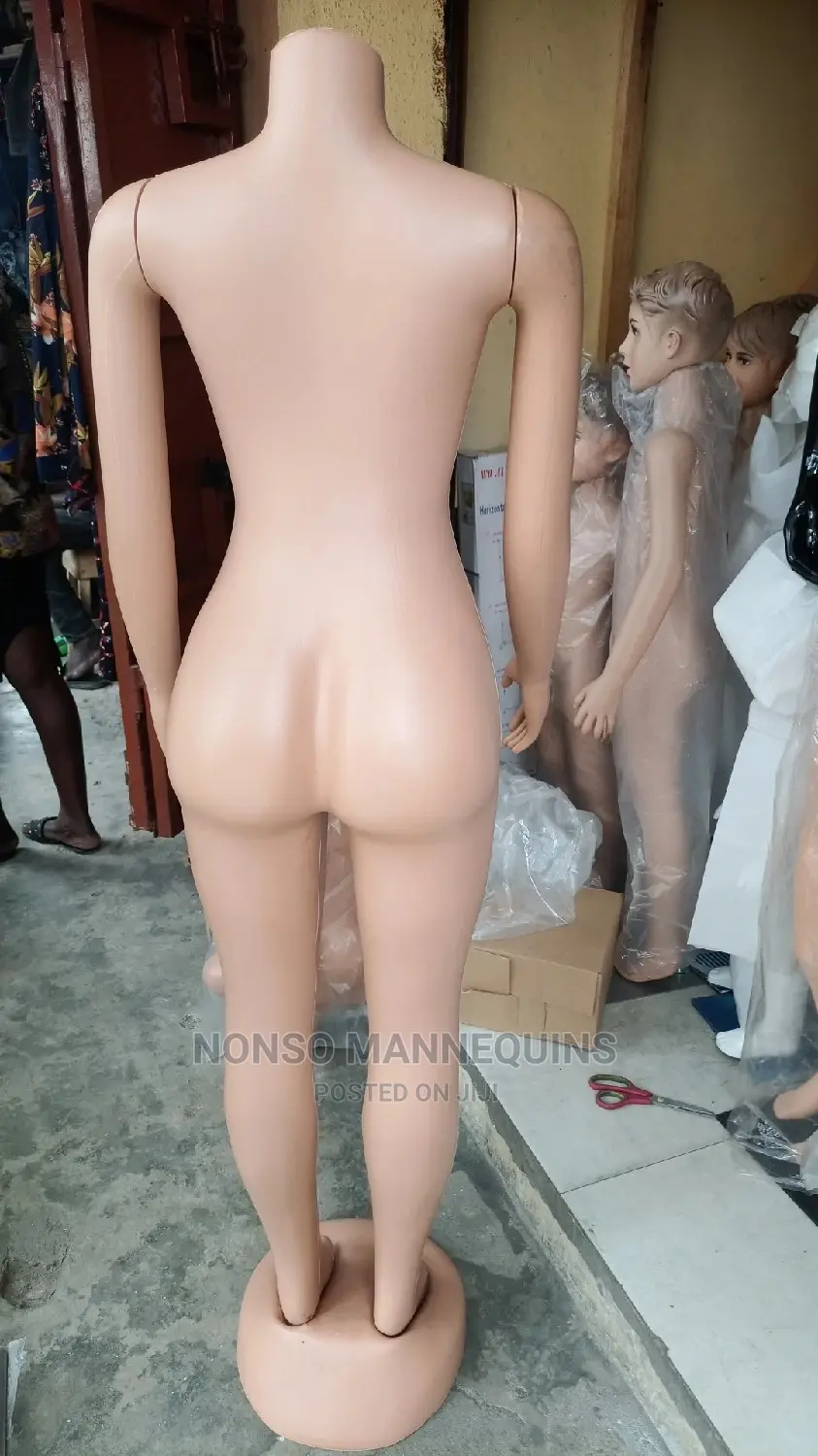 Headless Busty N Curvy Female Size 10 Body Plastic Mannequin