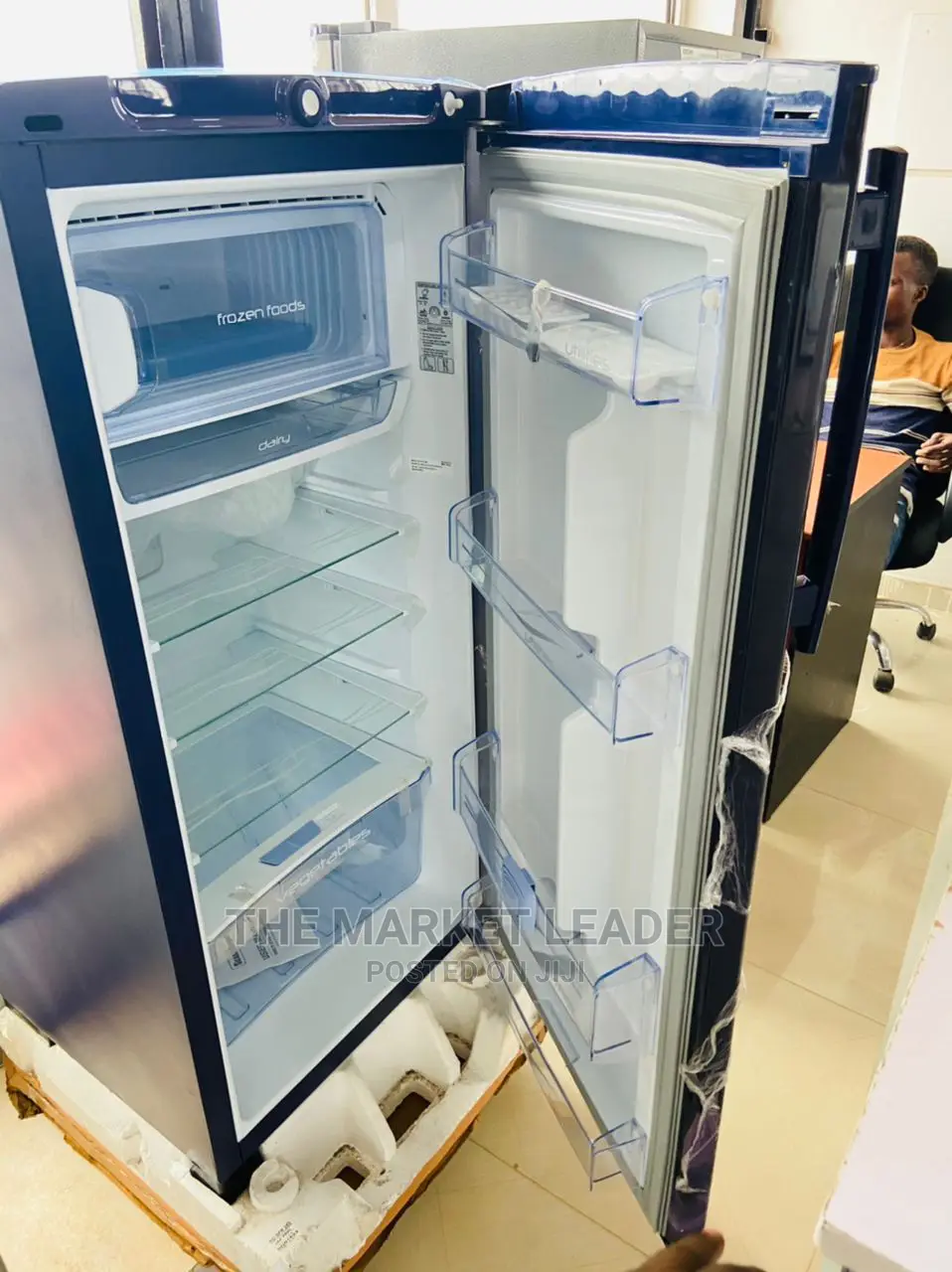Scanfrost Direct Cool Refrigerator Sfr250 With Free Gift
