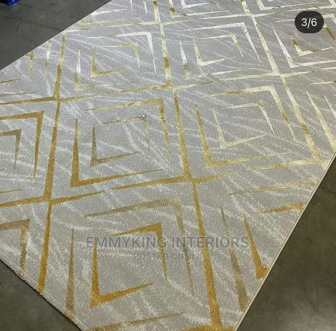 Quality Living Room Designed Super Soft Center Rug.