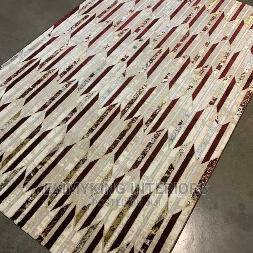 Quality Velona Center Rug