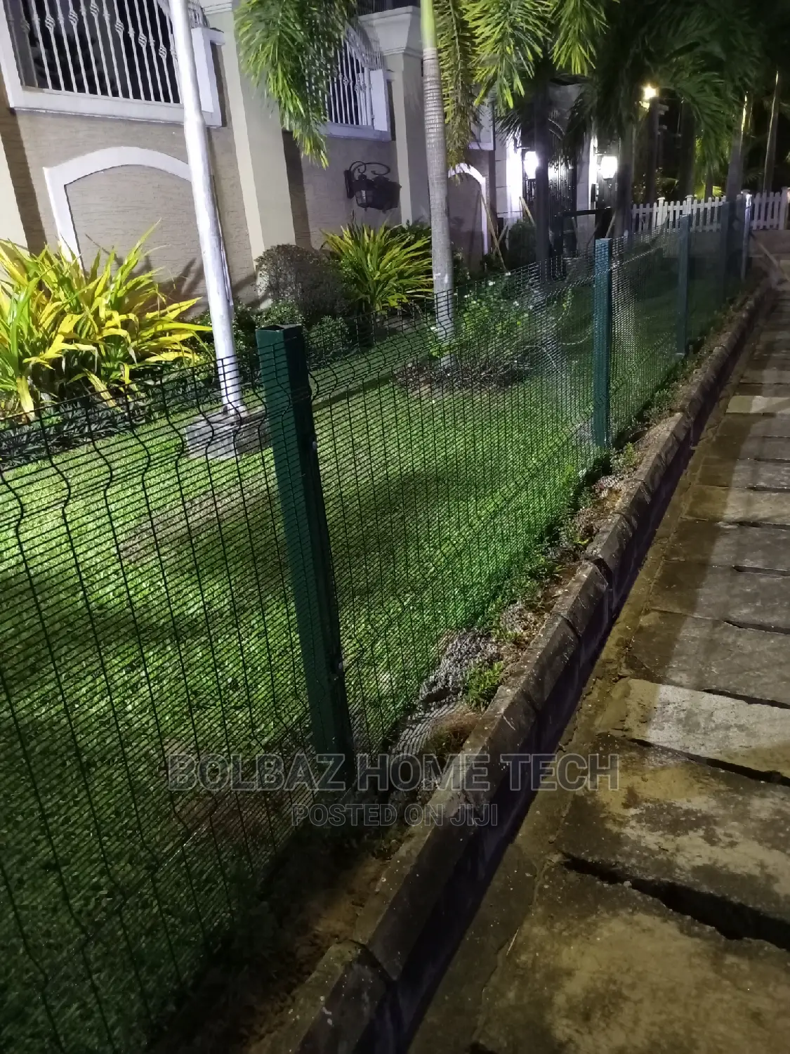 Panel Mesh Fence; For Garden and Road Demarcation
