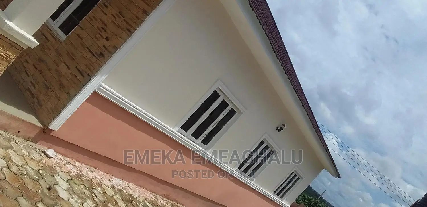 3bdrm Bungalow in Centinary City, Enugu for sale