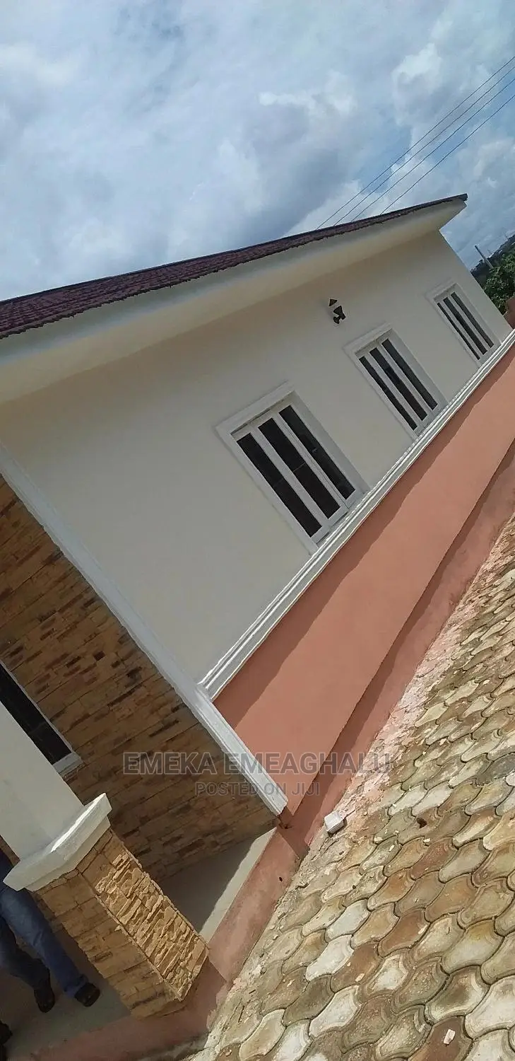 3bdrm Bungalow in Centinary City, Enugu for sale