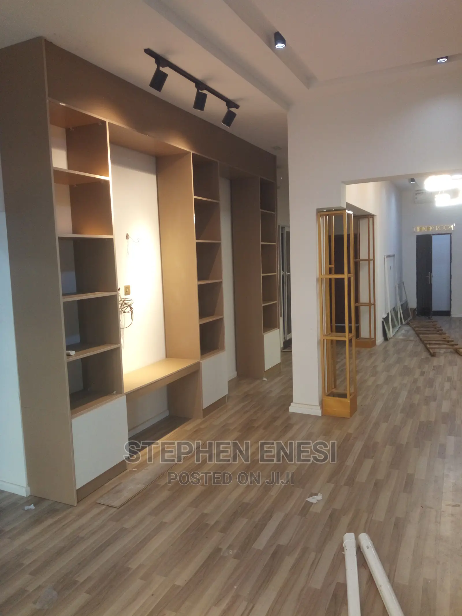 Wooden Laminates, SPC Flooring, Luxury Pvc Vinyl