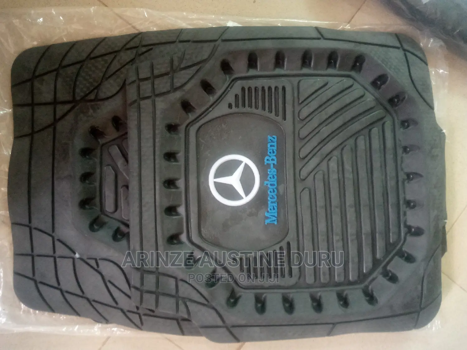 Mercedes Benz Floor Mat Curves