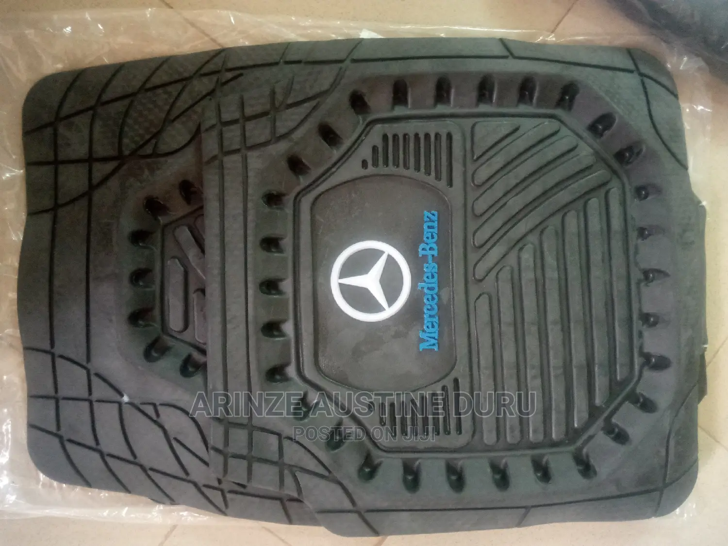 Mercedes Benz Floor Mat Curves