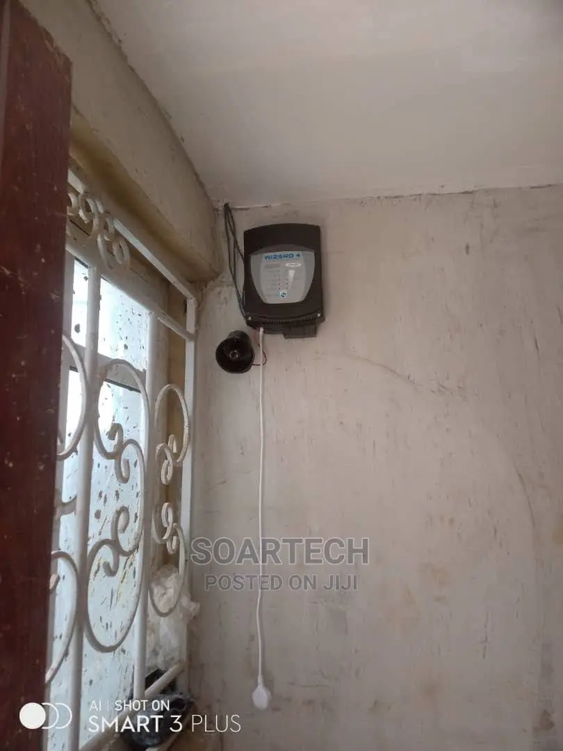Electric Fencing Against Intruder