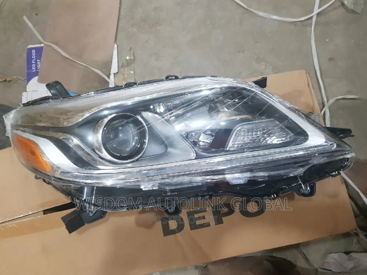 Headlights for Toyota Sienna 2018,2019 Depo Charger Type