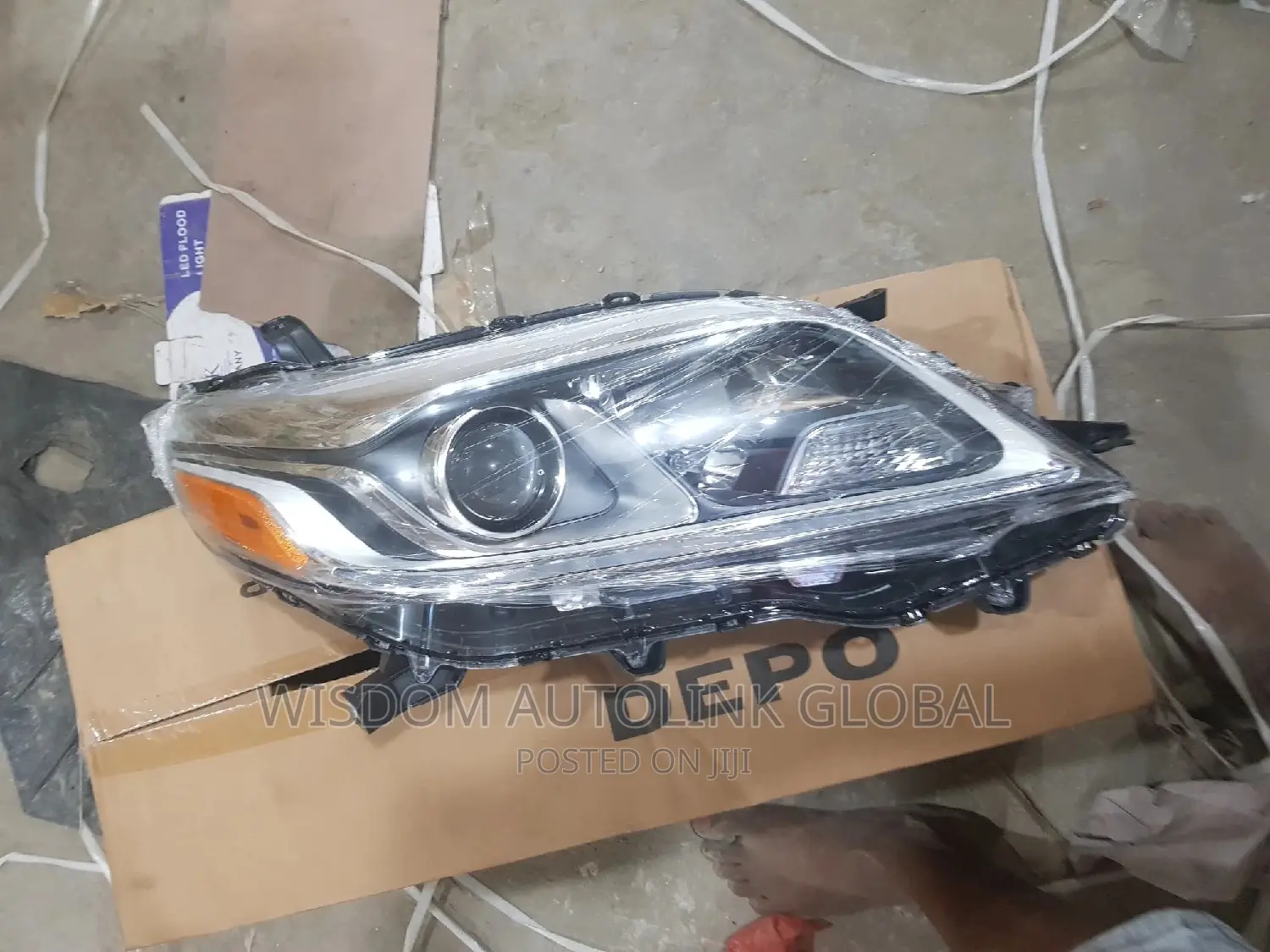 Headlights for Toyota Sienna 2018,2019 Depo Charger Type