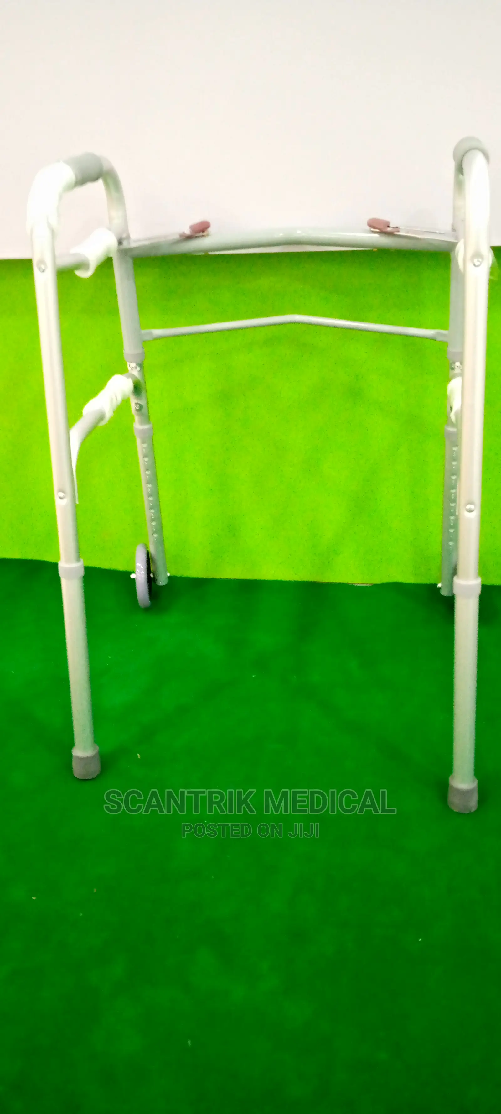 Adult Walker Aid